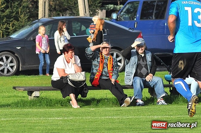 Zdjęcie w galerii na portalu naszraciborz.pl: A klasa: Zameczek obronił trzy punkty wiadomości z regionu