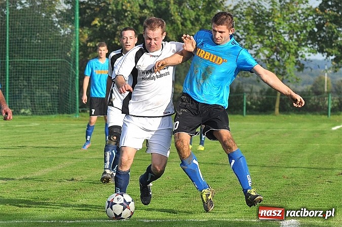 Zdjęcie w galerii na portalu naszraciborz.pl: A klasa: Zameczek obronił trzy punkty wiadomości z regionu