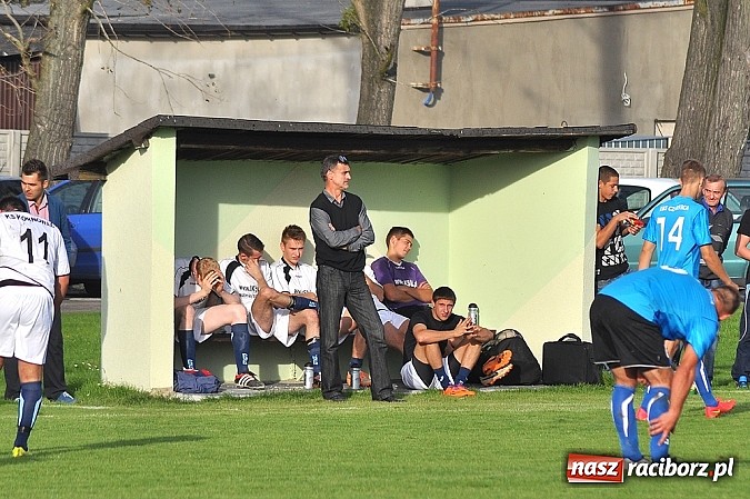 Zdjęcie w galerii na portalu naszraciborz.pl: A klasa: Zameczek obronił trzy punkty wiadomości z regionu