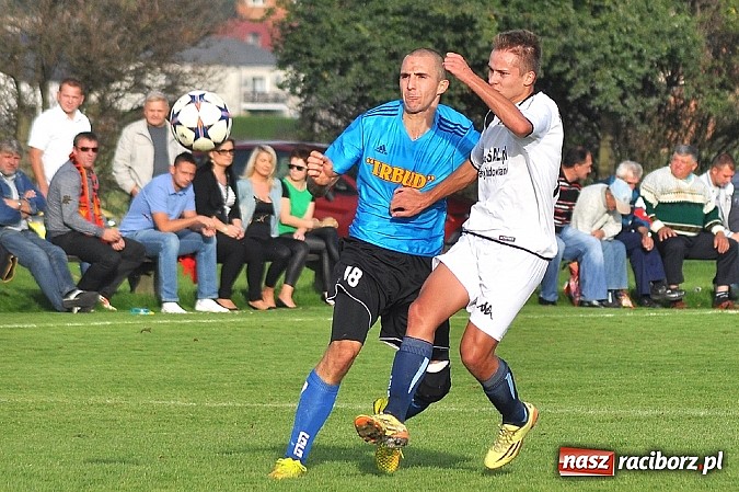 Zdjęcie w galerii na portalu naszraciborz.pl: A klasa: Zameczek obronił trzy punkty wiadomości z regionu