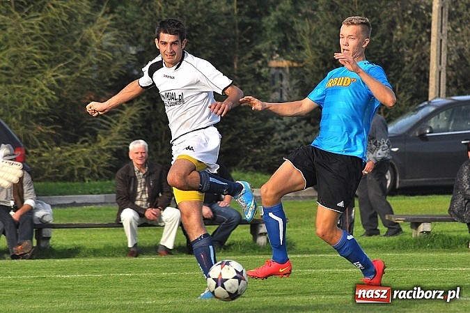 Zdjęcie w galerii na portalu naszraciborz.pl: A klasa: Zameczek obronił trzy punkty wiadomości z regionu