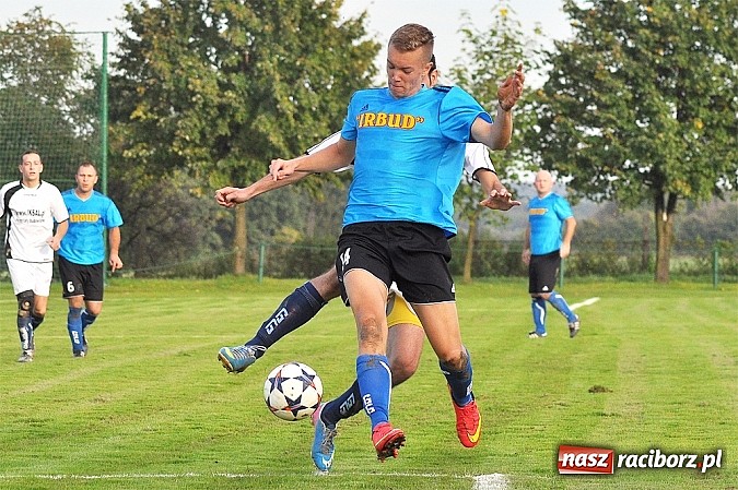 Zdjęcie w galerii na portalu naszraciborz.pl: A klasa: Zameczek obronił trzy punkty wiadomości z regionu