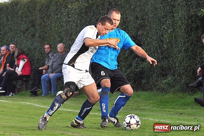 Zdjęcie w galerii na portalu naszraciborz.pl: A klasa: Zameczek obronił trzy punkty wiadomości z regionu