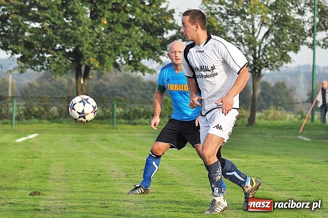 Zdjęcie w galerii na portalu naszraciborz.pl: A klasa: Zameczek obronił trzy punkty wiadomości z regionu