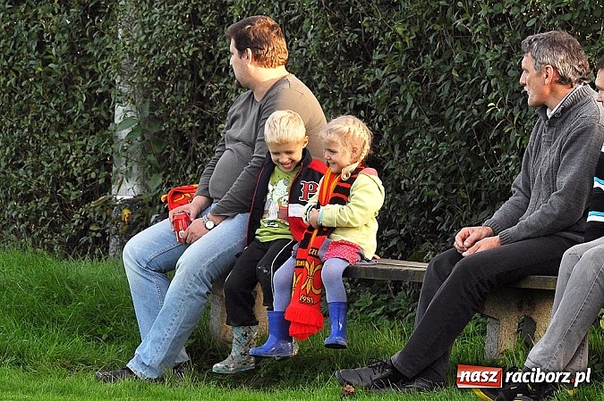 Zdjęcie w galerii na portalu naszraciborz.pl: A klasa: Zameczek obronił trzy punkty wiadomości z regionu