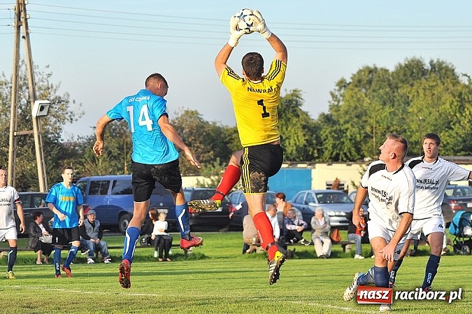 Zdjęcie w galerii na portalu naszraciborz.pl: A klasa: Zameczek obronił trzy punkty wiadomości z regionu