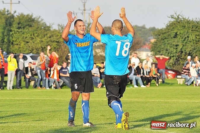 Zdjęcie w galerii na portalu naszraciborz.pl: A klasa: Zameczek obronił trzy punkty wiadomości z regionu