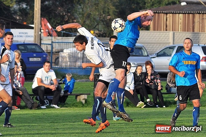 Zdjęcie w galerii na portalu naszraciborz.pl: A klasa: Zameczek obronił trzy punkty wiadomości z regionu
