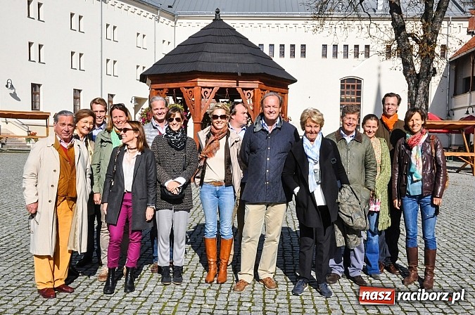 Zdjęcie w galerii na portalu naszraciborz.pl: Arystokratyczna wizyta na raciborskim zamku wiadomości z regionu