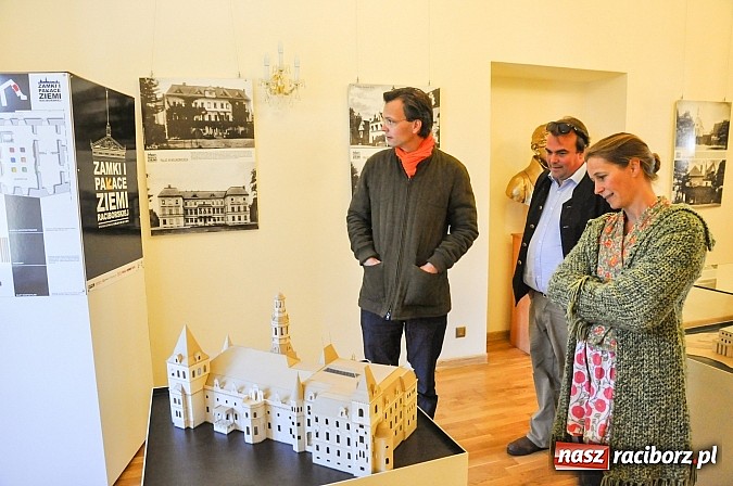 Zdjęcie w galerii na portalu naszraciborz.pl: Arystokratyczna wizyta na raciborskim zamku wiadomości z regionu