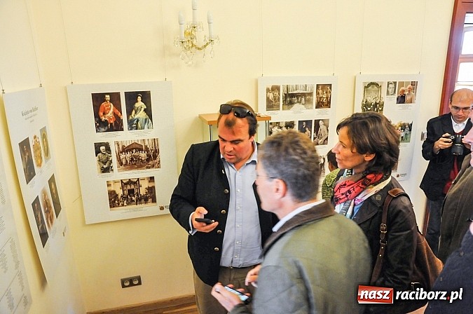 Zdjęcie w galerii na portalu naszraciborz.pl: Arystokratyczna wizyta na raciborskim zamku wiadomości z regionu