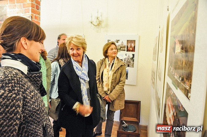 Zdjęcie w galerii na portalu naszraciborz.pl: Arystokratyczna wizyta na raciborskim zamku wiadomości z regionu