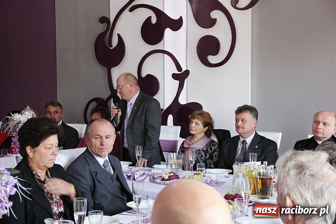 Zdjęcie w galerii na portalu naszraciborz.pl: Koło Pszczelarzy Gminy Krzyżanowice ma już 60 lat! Wielki jubileusz świętowano w Tworkowie wiadomości z regionu