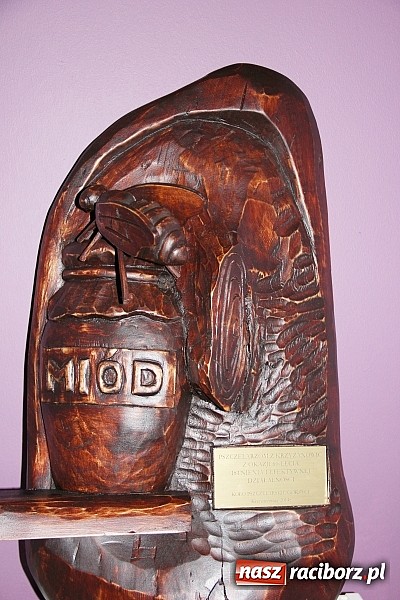 Zdjęcie w galerii na portalu naszraciborz.pl: Koło Pszczelarzy Gminy Krzyżanowice ma już 60 lat! Wielki jubileusz świętowano w Tworkowie wiadomości z regionu