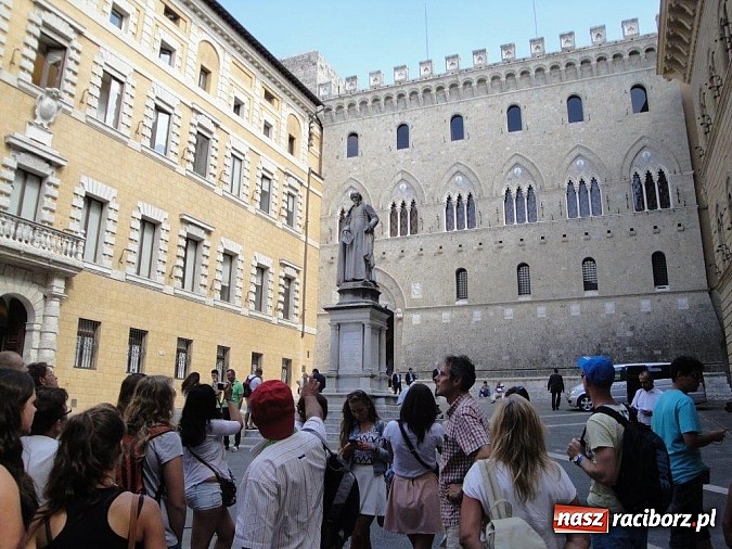 Zdjęcie w galerii na portalu naszraciborz.pl: Uczniowie Budowlanki zwiedzali Toskanię wiadomości z regionu
