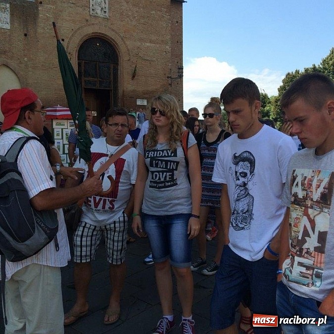 Zdjęcie w galerii na portalu naszraciborz.pl: Uczniowie Budowlanki zwiedzali Toskanię wiadomości z regionu