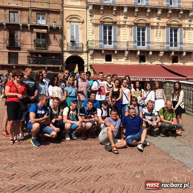 Zdjęcie w galerii na portalu naszraciborz.pl: Uczniowie Budowlanki zwiedzali Toskanię wiadomości z regionu