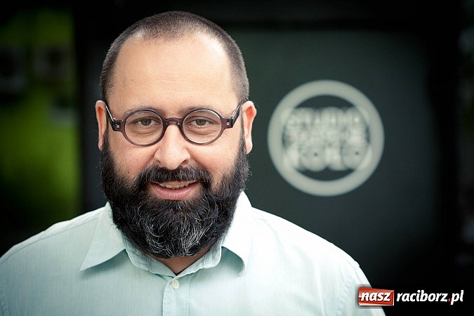 Zdjęcie w galerii na portalu naszraciborz.pl: Intryga, iluzja, rzeczywistość. Burza na deskach RCK wiadomości z regionu