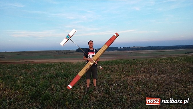 Zdjęcie w galerii na portalu naszraciborz.pl: Skrzydlaty Racib&oacute;rz na fali zwycięstwa wiadomości z regionu