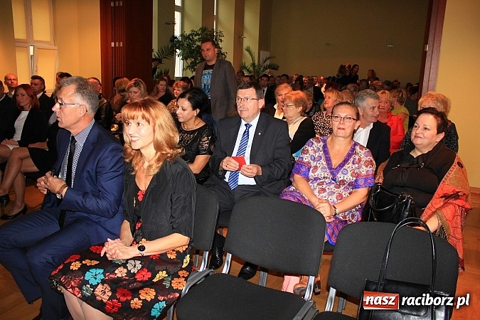 Zdjęcie w galerii na portalu naszraciborz.pl: Święto Animatora Kultury w RCK. Nagrody prezydenta zostały wręczone! wiadomości z regionu