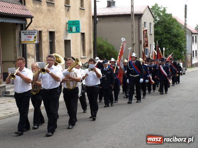 Zdjęcie w galerii na portalu naszraciborz.pl: Agregat na 120. urodziny wiadomości z regionu