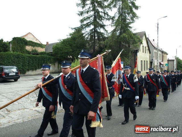 Zdjęcie w galerii na portalu naszraciborz.pl: Agregat na 120. urodziny wiadomości z regionu