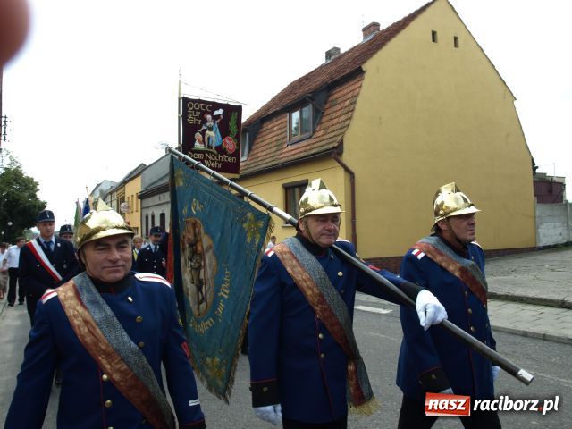 Zdjęcie w galerii na portalu naszraciborz.pl: Agregat na 120. urodziny wiadomości z regionu