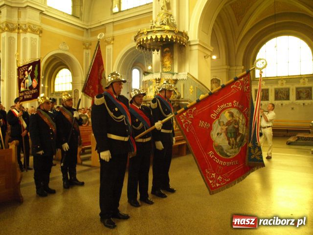Zdjęcie w galerii na portalu naszraciborz.pl: Agregat na 120. urodziny wiadomości z regionu