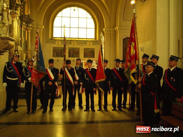 Zdjęcie w galerii na portalu naszraciborz.pl: Agregat na 120. urodziny wiadomości z regionu