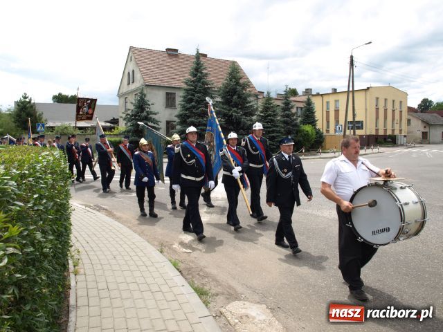 Zdjęcie w galerii na portalu naszraciborz.pl: Agregat na 120. urodziny wiadomości z regionu