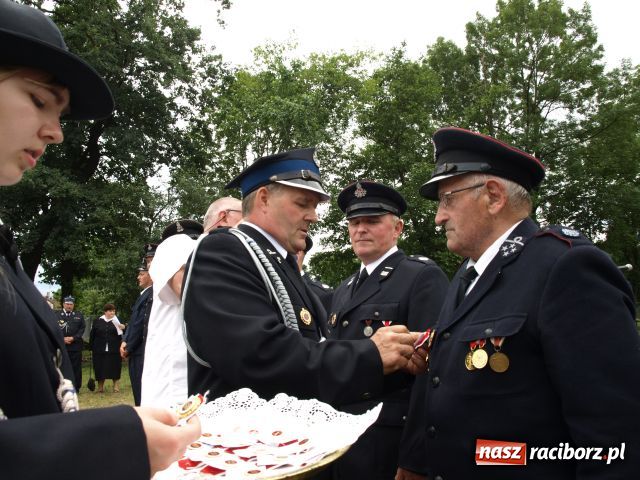 Zdjęcie w galerii na portalu naszraciborz.pl: Agregat na 120. urodziny wiadomości z regionu