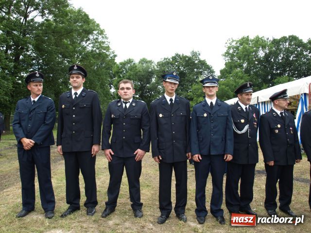 Zdjęcie w galerii na portalu naszraciborz.pl: Agregat na 120. urodziny wiadomości z regionu