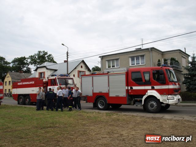 Zdjęcie w galerii na portalu naszraciborz.pl: Agregat na 120. urodziny wiadomości z regionu