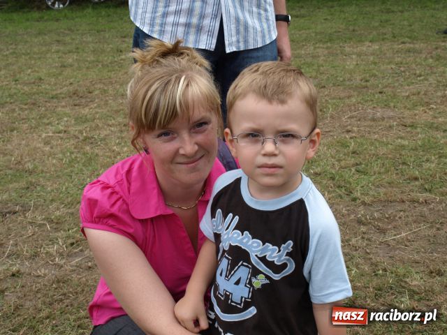 Zdjęcie w galerii na portalu naszraciborz.pl: Agregat na 120. urodziny wiadomości z regionu