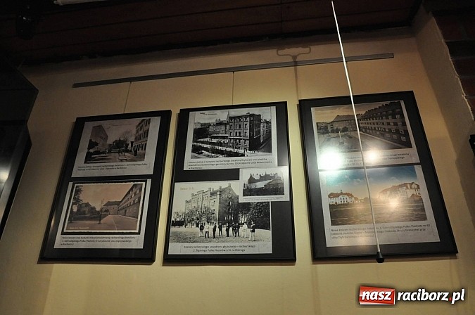 Zdjęcie w galerii na portalu naszraciborz.pl: W siedzibie TMZR dostępna jest wystawa o I wojnie światowej wiadomości z regionu