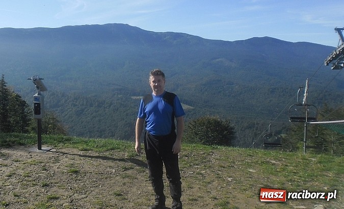 Zdjęcie w galerii na portalu naszraciborz.pl: Zdobywca Korony Gór Polski w Beskidzie Żywieckim wiadomości z regionu