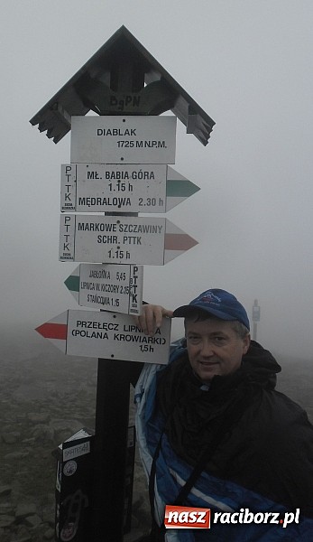 Zdjęcie w galerii na portalu naszraciborz.pl: Zdobywca Korony Gór Polski w Beskidzie Żywieckim wiadomości z regionu
