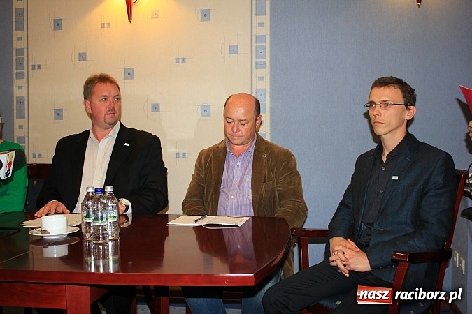 Zdjęcie w galerii na portalu naszraciborz.pl: Dawid Wacławczyk: Nie planujemy rewolucji wiadomości z regionu