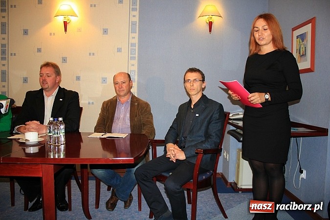 Zdjęcie w galerii na portalu naszraciborz.pl: Dawid Wacławczyk: Nie planujemy rewolucji wiadomości z regionu