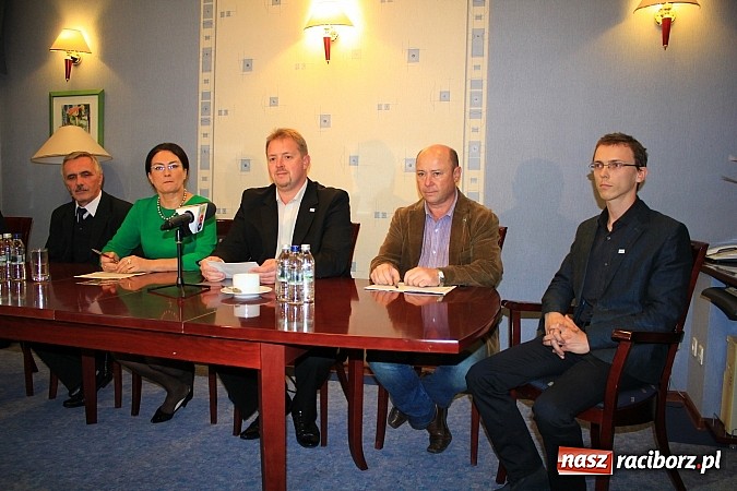 Zdjęcie w galerii na portalu naszraciborz.pl: Dawid Wacławczyk: Nie planujemy rewolucji wiadomości z regionu