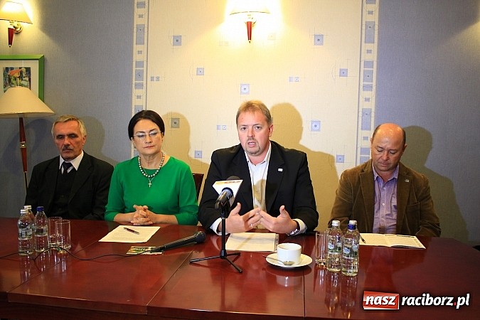 Zdjęcie w galerii na portalu naszraciborz.pl: Dawid Wacławczyk: Nie planujemy rewolucji wiadomości z regionu