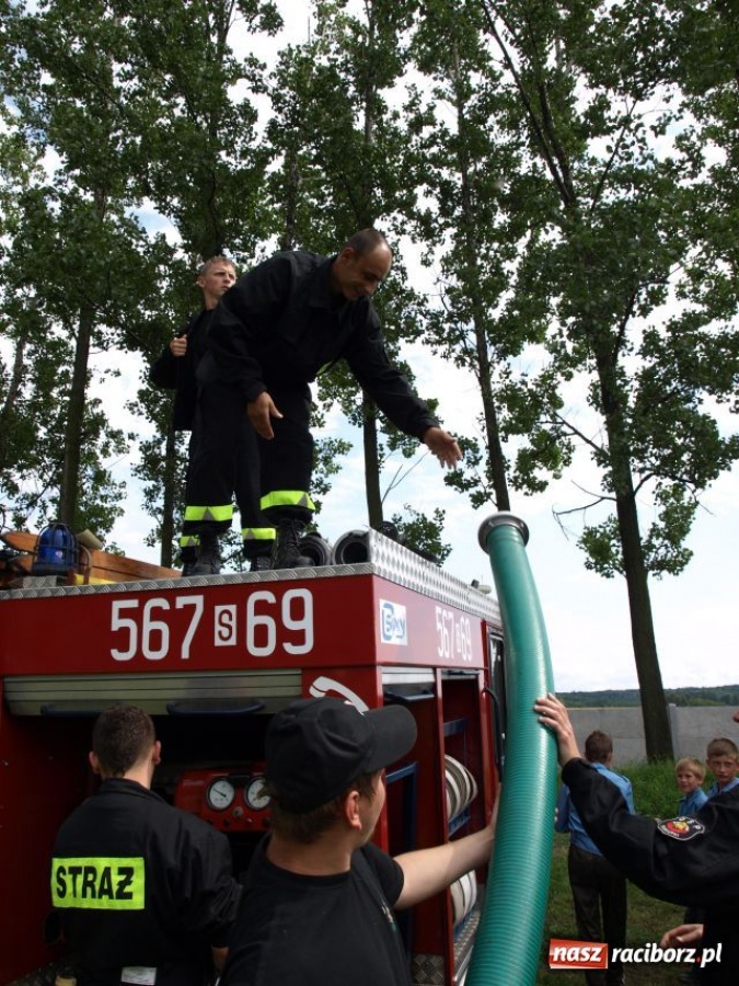 Zdjęcie w galerii na portalu naszraciborz.pl: Puchar powędrował do Bolesławia wiadomości z regionu