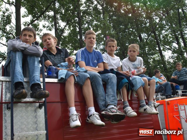 Zdjęcie w galerii na portalu naszraciborz.pl: Puchar powędrował do Bolesławia wiadomości z regionu