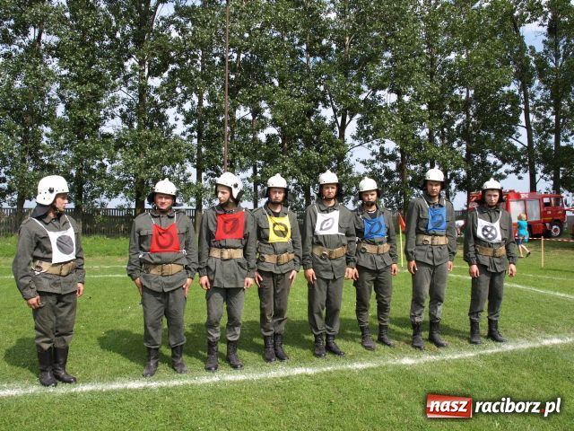 Zdjęcie w galerii na portalu naszraciborz.pl: Puchar powędrował do Bolesławia wiadomości z regionu