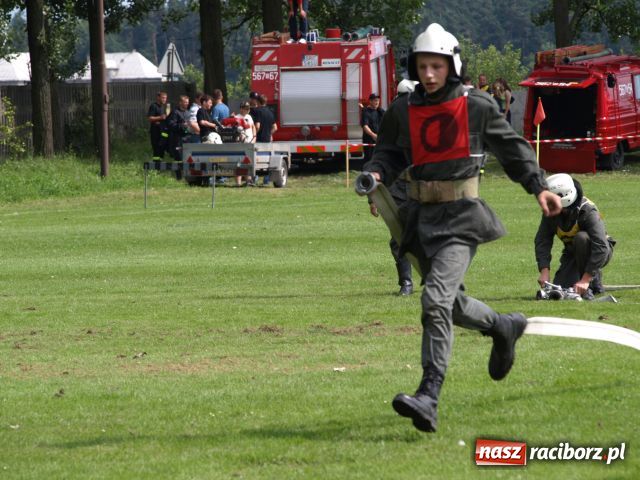 Zdjęcie w galerii na portalu naszraciborz.pl: Puchar powędrował do Bolesławia wiadomości z regionu