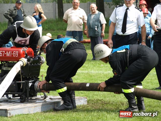 Zdjęcie w galerii na portalu naszraciborz.pl: Puchar powędrował do Bolesławia wiadomości z regionu