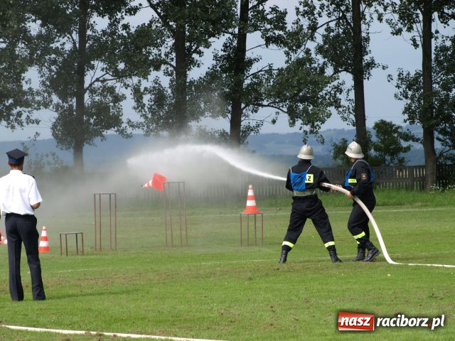 Zdjęcie w galerii na portalu naszraciborz.pl: Puchar powędrował do Bolesławia wiadomości z regionu