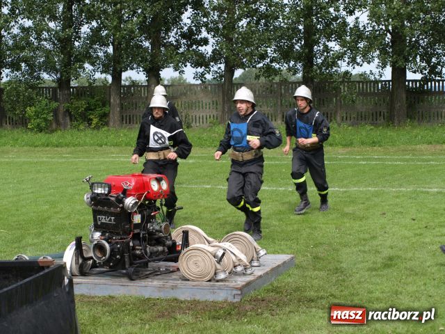 Zdjęcie w galerii na portalu naszraciborz.pl: Puchar powędrował do Bolesławia wiadomości z regionu
