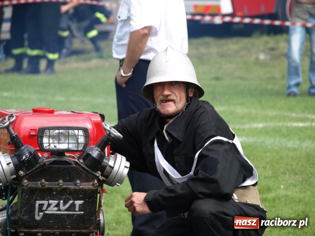 Zdjęcie w galerii na portalu naszraciborz.pl: Puchar powędrował do Bolesławia wiadomości z regionu