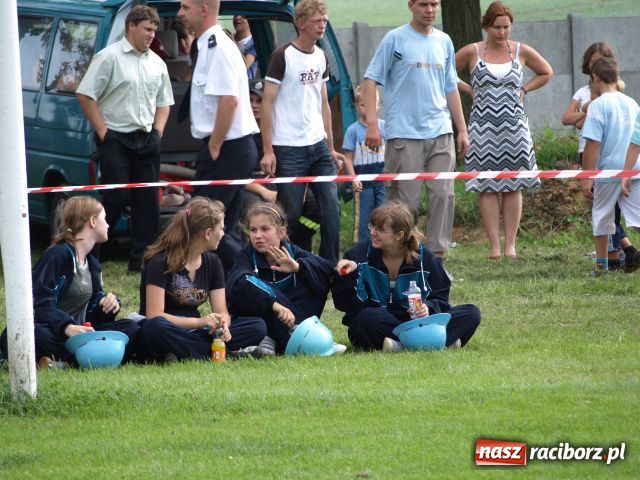 Zdjęcie w galerii na portalu naszraciborz.pl: Puchar powędrował do Bolesławia wiadomości z regionu